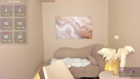 Snapshot of flufyfoxx chatting on July 28, 11:58 pm Lina online show from July 28, 11:58 pm