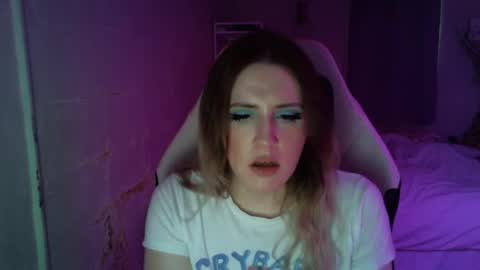 Snapshot of fluxsux chatting on October 1, 12:44 pm Flux online show from October 1, 12:44 pm