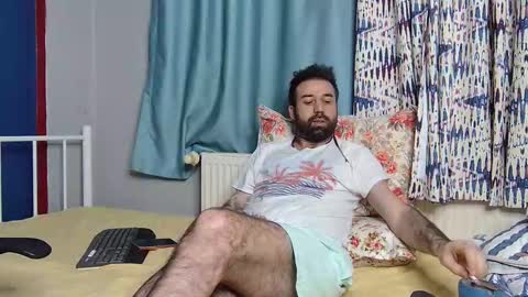 Snapshot of flycb chatting on November 24, 7:02 pm Fly online show from November 24, 7:02 pm