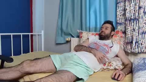 Snapshot of flycb chatting on November 27, 10:39 am Fly online show from November 27, 10:39 am