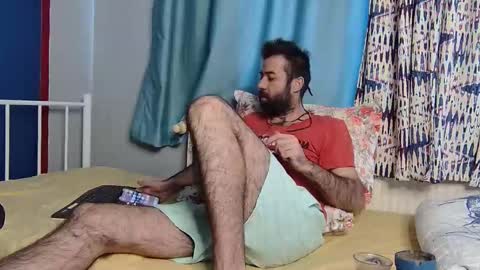 Snapshot of flycb chatting on December 4, 10:02 am Fly online show from December 4, 10:02 am