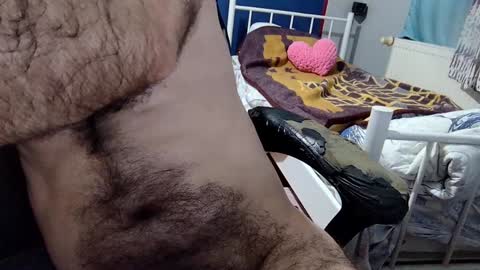 FlyDirty online show from January 31, 9:05 pm