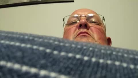 focusfuker online show from October 18, 10:43 pm