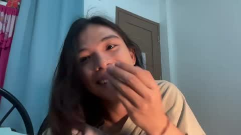 Snapshot of foeheart chatting on July 5, 3:41 pm Foe online show from July 5, 3:41 pm