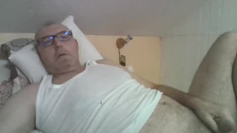 Snapshot of fojtik chatting on November 9, 7:06 am Fojtik online show from November 9, 7:06 am