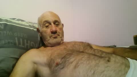 follador1001 online show from June 24, 8:30 pm