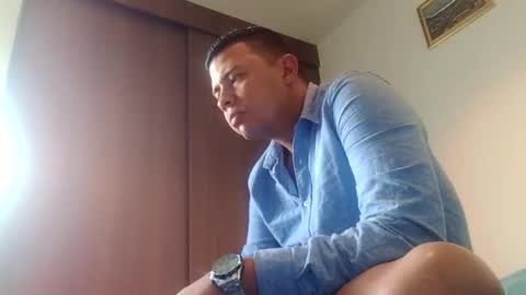 follonwx16xd online show from September 21, 8:43 pm