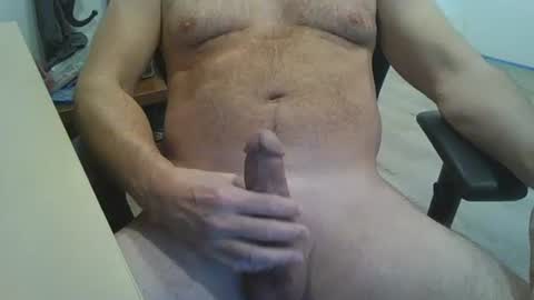 Snapshot of fool4surf chatting on December 16, 8:14 pm Socalman online show from December 16, 8:14 pm