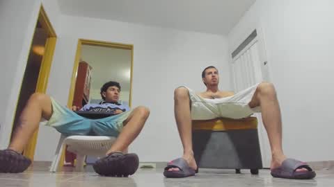 foot_master777 online show from January 23, 3:26 am