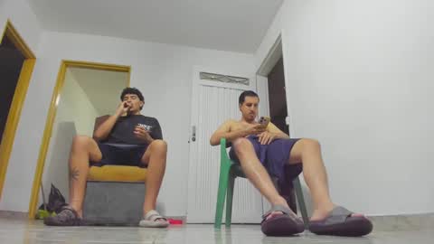 foot_master777 online show from February 4, 3:11 am