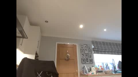 footworshiper2211 online show from November 7, 9:42 am