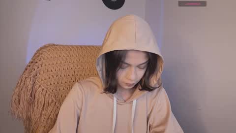 forbidden candy  online show from November 15, 3:15 am