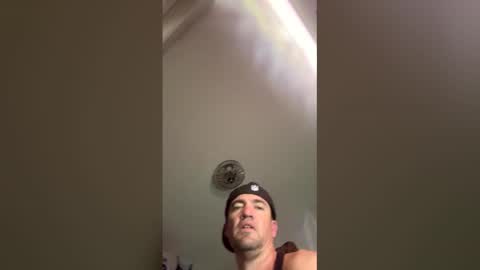 Snapshot of fordfamous chatting on March 24, 10:04 pm fordfamous online show from March 24, 10:04 pm