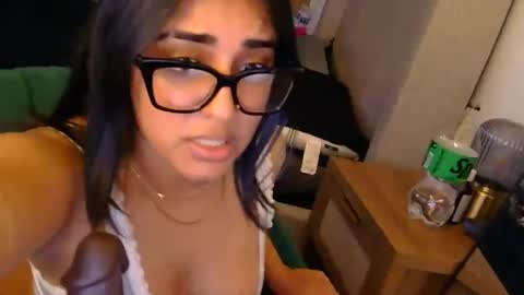 foreignmaya online show from May 30, 2:52 am