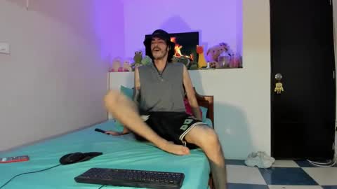 forest_erection online show from September 12, 1:38 am