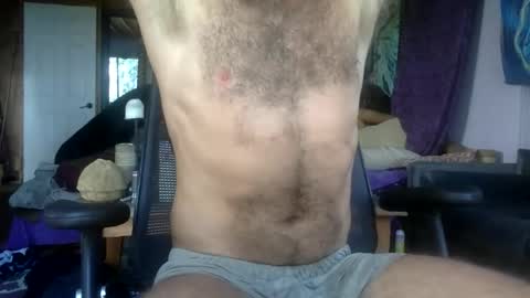 forestdweller22 online show from November 16, 1:44 am