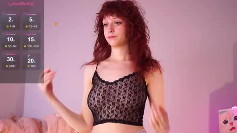 Snapshot of forestfa1ry chatting on December 16, 6:07 am Kira online show from December 16, 6:07 am