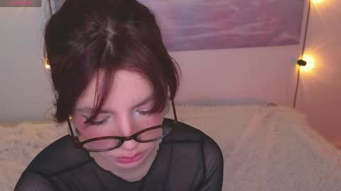 forget__me__nots online show from March 28, 5:12 pm