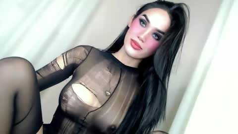 KHATRINA STACIE MARIE online show from May 27, 1:24 am