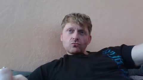 forgotten_lover online show from November 3, 2:40 pm