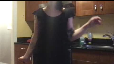 forthedolls online show from September 28, 10:59 pm