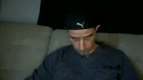 fouraide42 online show from February 26, 10:31 pm