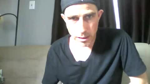 fouraide42 online show from February 27, 5:04 pm