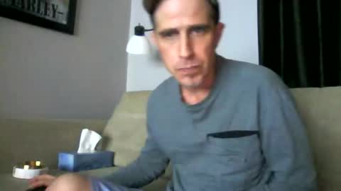 fouraide42 online show from March 9, 11:35 pm