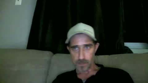 Snapshot of fouraide42 chatting on January 7, 4:15 am fouraide42 online show from January 7, 4:15 am