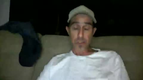 Snapshot of fouraide42 chatting on March 16, 5:35 am fouraide42 online show from March 16, 5:35 am