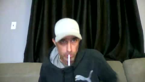 Snapshot of fouraide42 chatting on March 22, 12:36 am fouraide42 online show from March 22, 12:36 am