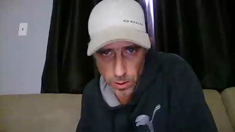 Snapshot of fouraide42 chatting on March 22, 12:52 pm fouraide42 online show from March 22, 12:52 pm