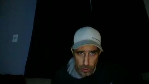 Snapshot of fouraide42 chatting on March 26, 2:17 am fouraide42 online show from March 26, 2:17 am