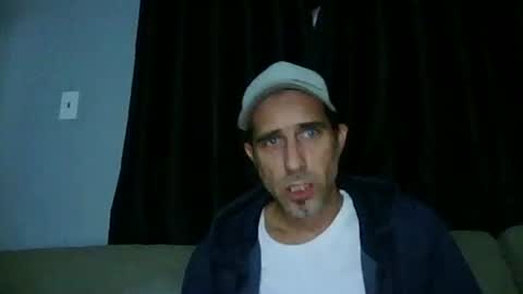 Snapshot of fouraide42 chatting on March 29, 9:48 pm fouraide42 online show from March 29, 9:48 pm