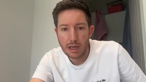 fousty online show from February 11, 11:37 am