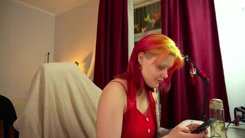 Snapshot of fox_and_dog chatting on February 17, 4:35 pm Senya subscribe to telegram channel online show from February 17, 4:35 pm