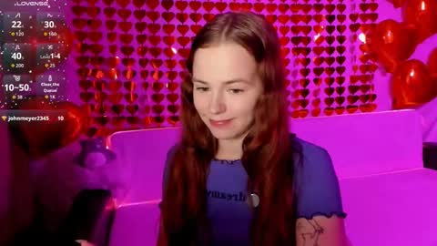 Snapshot of fox_lisaaa chatting on February 12, 8:04 pm Lisa online show from February 12, 8:04 pm