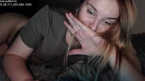 i am your baby Alien  online show from February 21, 11:43 pm