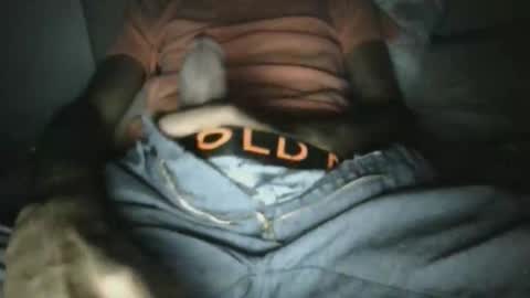 Zuey online show from March 31, 2:13 am