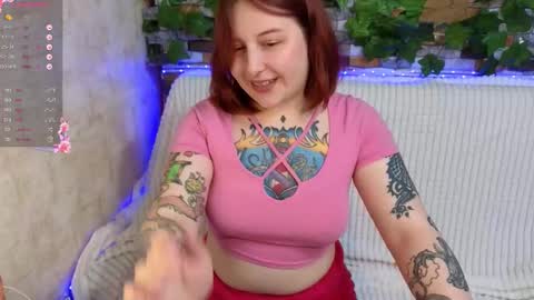 Snapshot of foxgirlandmerguis chatting on September 29, 1:05 pm Belinda online show from September 29, 1:05 pm