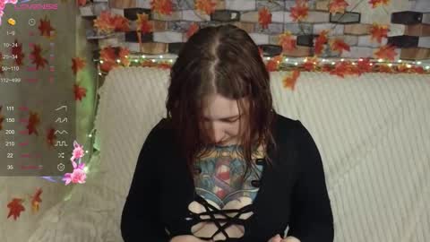 Snapshot of foxgirlandmerguis chatting on November 8, 11:43 am Belinda online show from November 8, 11:43 am