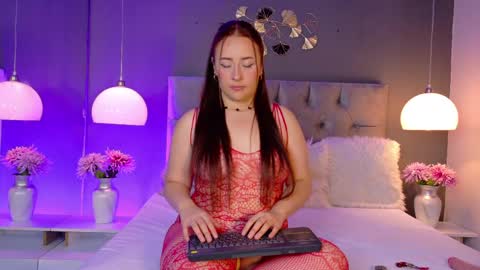 Foxie  online show from April 4, 1:41 pm