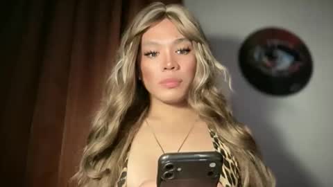 KITTY online show from May 3, 9:59 am