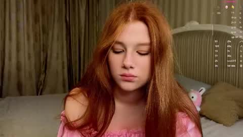 Snapshot of foxxx_tail chatting on September 25, 1:59 pm Petra online show from September 25, 1:59 pm