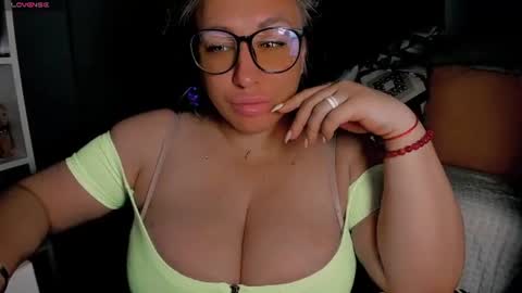 Snapshot of foxxxy__lady chatting on June 29, 2:29 am Kris online show from June 29, 2:29 am