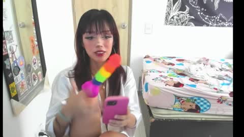 Snapshot of foxxxy_blexxxed chatting on February 13, 9:27 pm Foxxxy Blexxxed online show from February 13, 9:27 pm