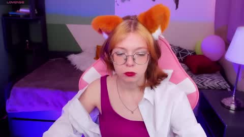 Snapshot of foxxxypolly chatting on June 8, 5:41 am Polly online show from June 8, 5:41 am