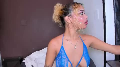 Snapshot of foxy__karla chatting on June 16, 6:10 pm Karla online show from June 16, 6:10 pm