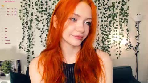 Snapshot of foxy_blush chatting on November 1, 7:38 pm Eva online show from November 1, 7:38 pm