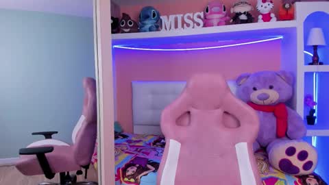 Miss Kloe online show from March 7, 6:27 pm